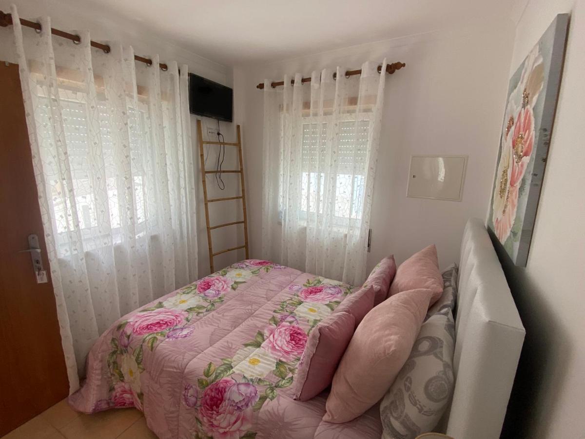 Faneca Beach Room - Faneca Apartamentos Nazaré Buitenkant foto