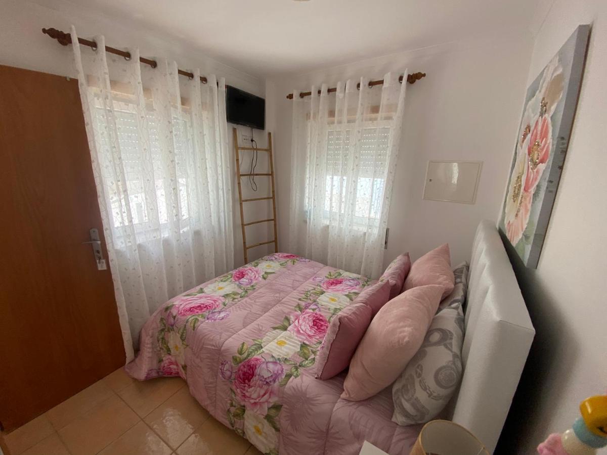 Faneca Beach Room - Faneca Apartamentos Nazaré Buitenkant foto